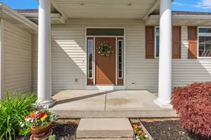 8259 Golfside Dr, Jenison, MI 49428 - Photo 8