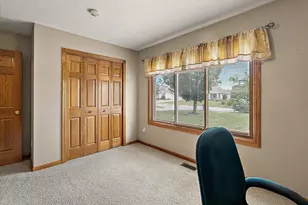 8259 Golfside Dr, Jenison, MI 49428 - Photo 32