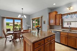 8259 Golfside Dr, Jenison, MI 49428 - Photo 12