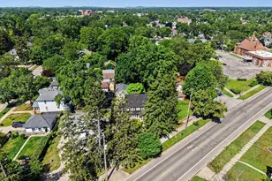 560 State St, Holland, MI 49423 - Photo 44
