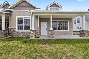112 E Sheridan St, Fremont, MI 49412 - Photo 2
