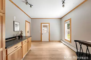 301 W Montcalm St, Greenville, MI 48838 - Photo 12