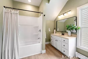 301 W Montcalm St, Greenville, MI 48838 - Photo 24