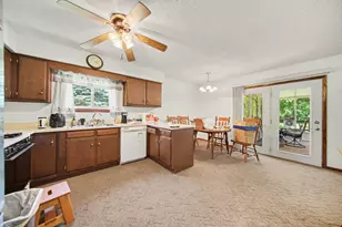 4555 Clinton Rd, Jackson, MI 49201 - Photo 8
