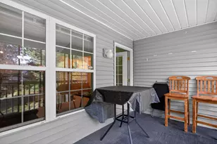 864 W Barrington Cir, Jackson, MI 49203 - Photo 22