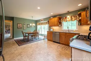 10497 Beechnut Ln, Zeeland, MI 49464 - Photo 16