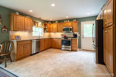 10497 Beechnut Lane, Zeeland, MI 49464 - Photo 14