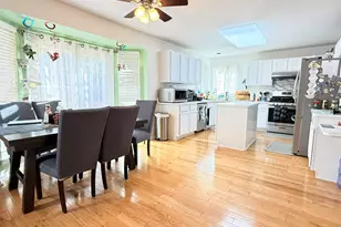 4953 S Ridgeside Cir, Ann Arbor, MI 48105 - Photo 8