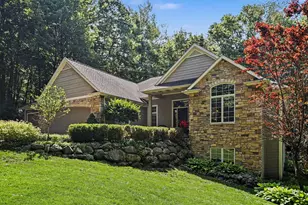 9428 Marshwood Dr, Richland, MI 49083 - Photo 2
