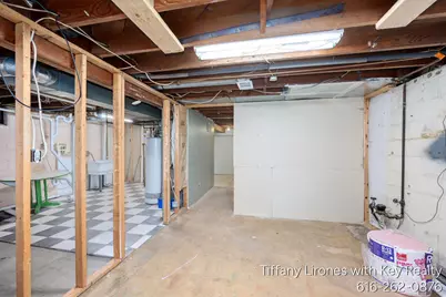 3241 Buchanan Avenue SW, Grand Rapids, MI 49548 - Photo 12