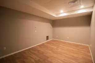 108 S Main St, Plainwell, MI 49080 - Photo 4