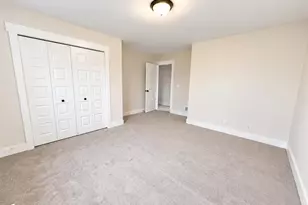 3375 Eagle Peak Dr, Jenison, MI 49428 - Photo 14
