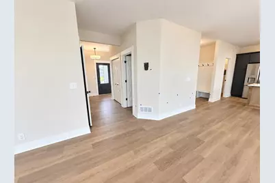 3375 Eagle Peak Drive, Jenison, MI 49428 - Photo 4