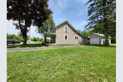 205 S Columbia Avenue, Scottville, MI 49454 - Photo 4
