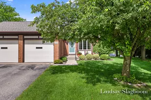 2201 Radcliff Cir SE, Grand Rapids, MI 49546 - Photo 2
