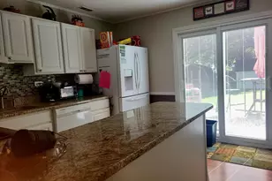 5741 Roanoke St, Portage, MI 49024 - Photo 4