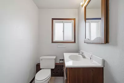 1716 Wildwood Avenue, Jackson, MI 49202 - Photo 12