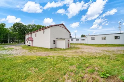 1716 Wildwood Avenue, Jackson, MI 49202 - Photo 32