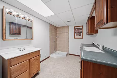 1716 Wildwood Avenue, Jackson, MI 49202 - Photo 8