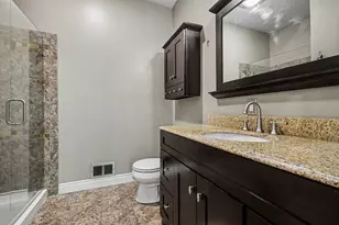7997 Rolling Meadows Dr, Kalamazoo, MI 49009 - Photo 12