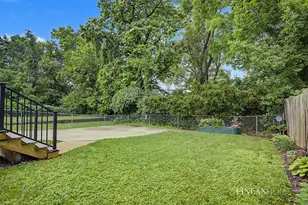 501 Emerald Ave NE, Grand Rapids, MI 49503 - Photo 2