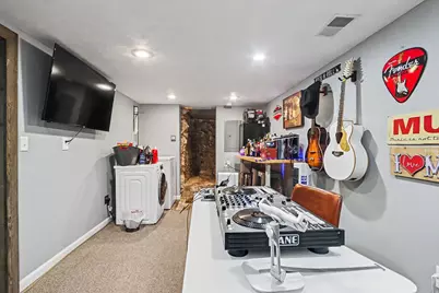 240 W Amy Street, Hastings, MI 49058 - Photo 24
