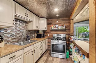 240 W Amy St, Hastings, MI 49058 - Photo 8