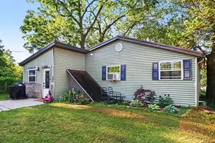 240 W Amy St, Hastings, MI 49058 - Photo 6