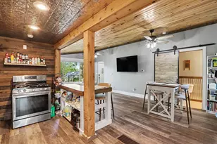 240 W Amy St, Hastings, MI 49058 - Photo 2