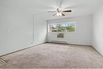 722 W Kilgore Road #102, Kalamazoo, MI 49008 - Photo 4
