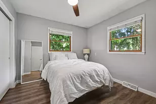 1200 E X Ave, Vicksburg, MI 49097 - Photo 8