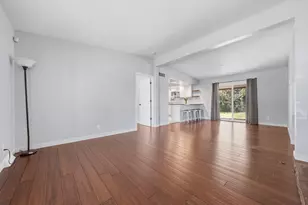 1114 Meadowsweet Ln, Vicksburg, MI 49097 - Photo 6