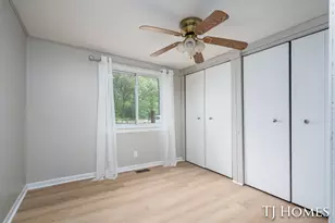 423 Collins Ave, Muskegon, MI 49444 - Photo 14