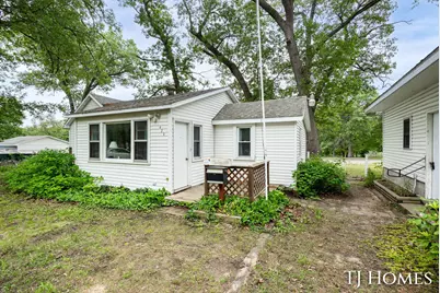 423 Collins Avenue, Muskegon, MI 49444 - Photo 22