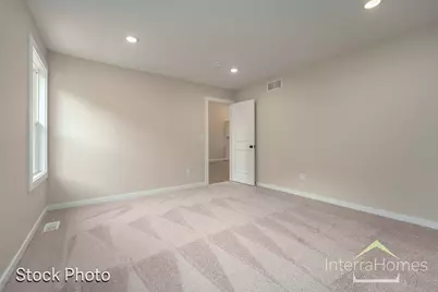 1595 N Village Circle, Kalamazoo, MI 49009 - Photo 16