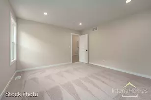 1595 N Village Cir, Kalamazoo, MI 49009 - Photo 16