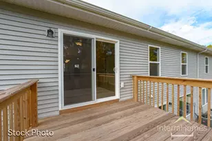 1595 N Village Cir, Kalamazoo, MI 49009 - Photo 14