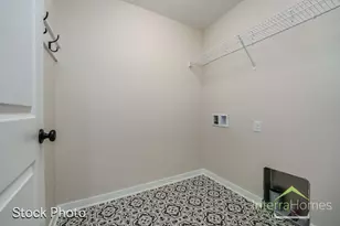 1595 N Village Cir, Kalamazoo, MI 49009 - Photo 20