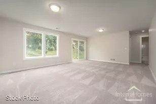 1595 N Village Cir, Kalamazoo, MI 49009 - Photo 20