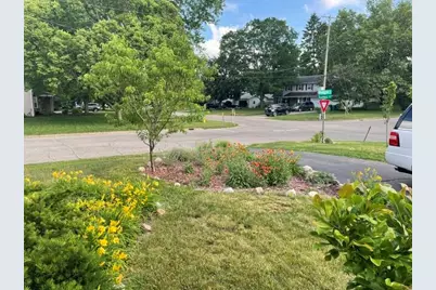 8305 Brookwood Drive, Portage, MI 49024 - Photo 4