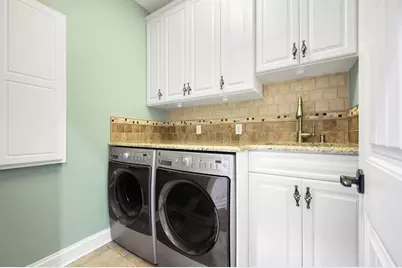 651 Sul Lago S, Benton Harbor, MI 49022 - Photo 24