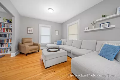 348 Gladstone Drive SE, Grand Rapids, MI 49506 - Photo 12