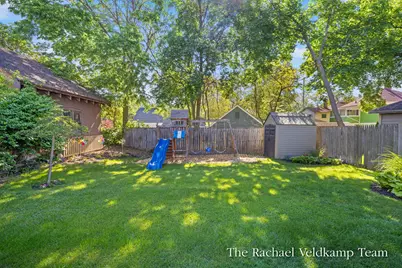 348 Gladstone Drive SE, Grand Rapids, MI 49506 - Photo 48