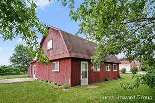 11381 W Briggs Rd, Trufant, MI 49347 - Photo 2