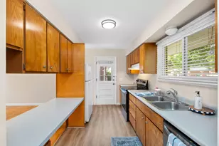 1025 Western Dr, Ann Arbor, MI 48103 - Photo 32