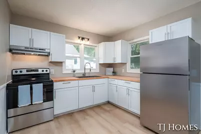 926 Emerson Avenue, Muskegon, MI 49442 - Photo 12