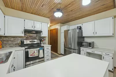 15915 Ryan Drive, Holland, MI 49424 - Photo 10
