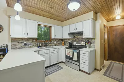 15915 Ryan Drive, Holland, MI 49424 - Photo 6