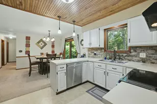 15915 Ryan Dr, Holland, MI 49424 - Photo 8