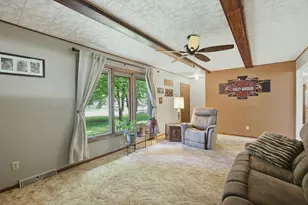 15915 Ryan Dr, Holland, MI 49424 - Photo 14